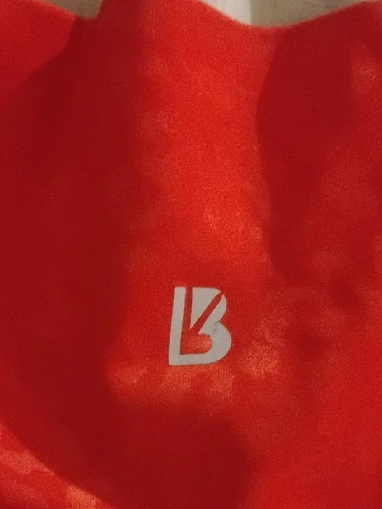 Women’sBuff Bunny High-Waist Red Camo Biker Shorts - Picture 3 of 4